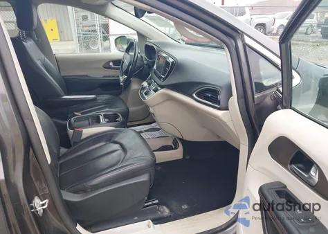 2019 Chrysler Pacifica Touring L from USA, damaged, VIN 2C4RC1BG0KR625893